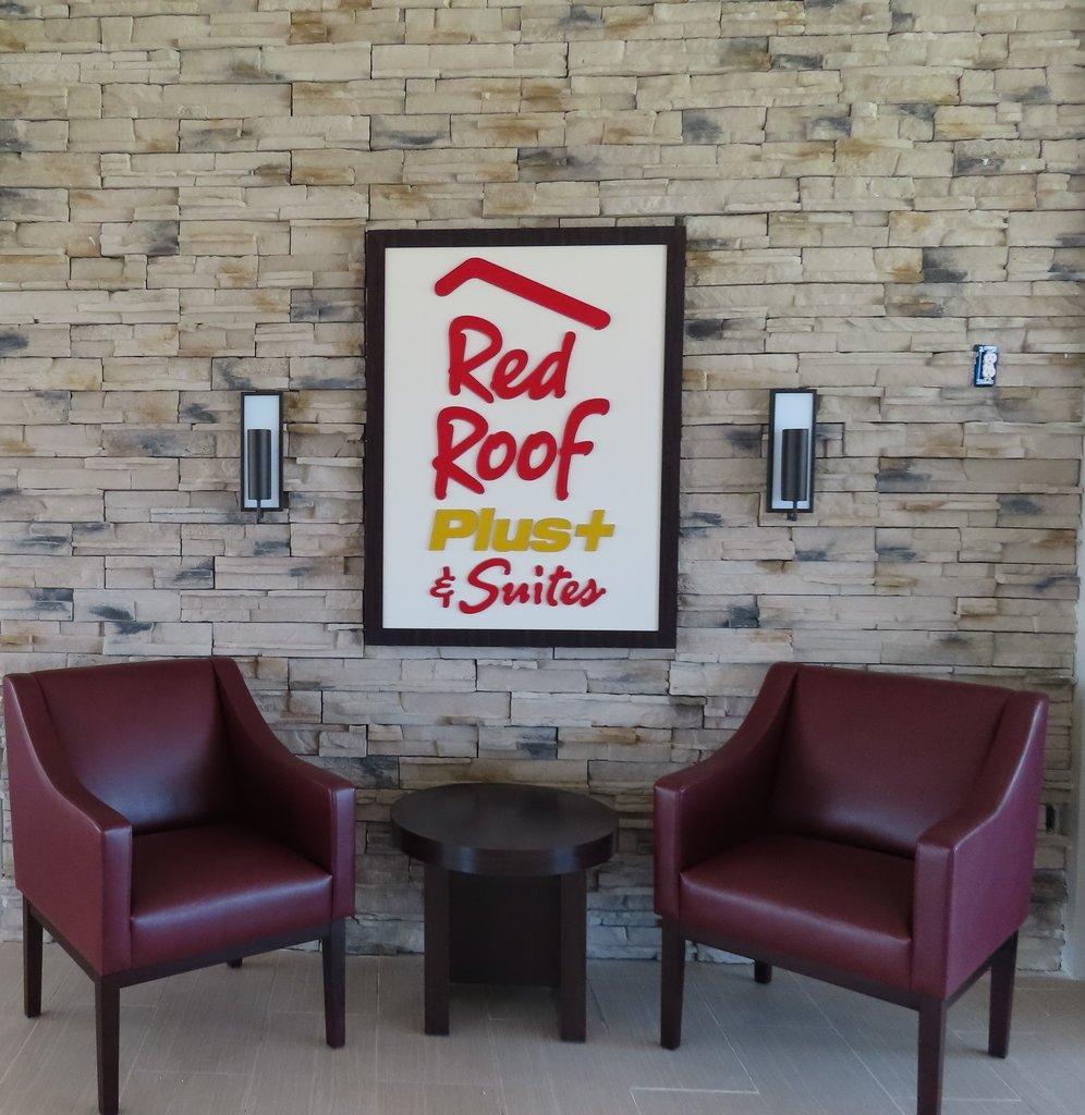 Red Roof Plus+ & Suites אירי מראה חיצוני תמונה
